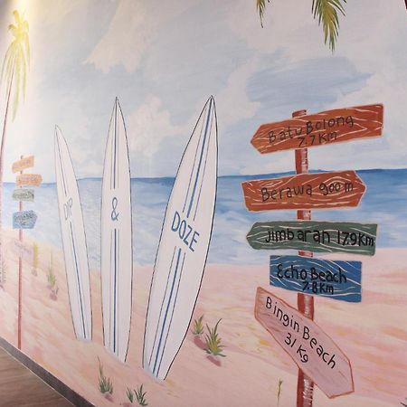 Dip & Doze Living Hostel Canggu  Exterior photo